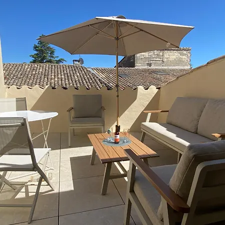 Parenthese Uzetienne - Climatise Confort Avec Terrasse Apartman