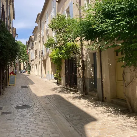 Apartman Parenthese Uzetienne - Climatise Confort Avec Terrasse Uzès